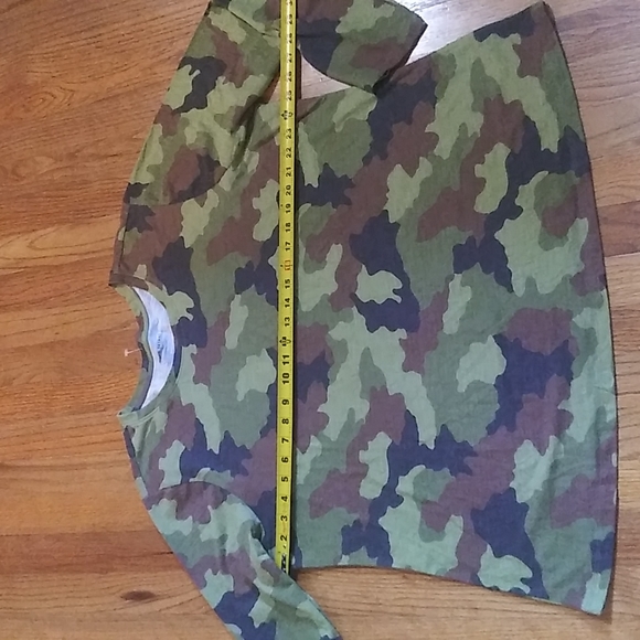 New Lane Bryant long sleeve tee. - Picture 6 of 14